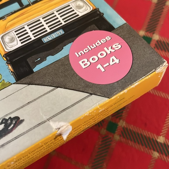 Junie B. Jones books boxed set 1-4
Kids book set - Picture 5 of 5